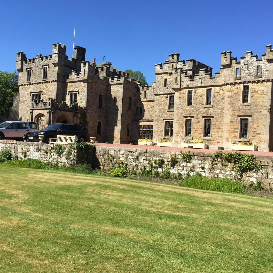 Hotel Otterburn Castle Exterior foto